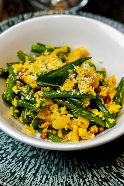 Indian takeaway restaurant Blackheath menus delivery collection, flavourful curries, combining the rich cultural heritage of Nepal and India.